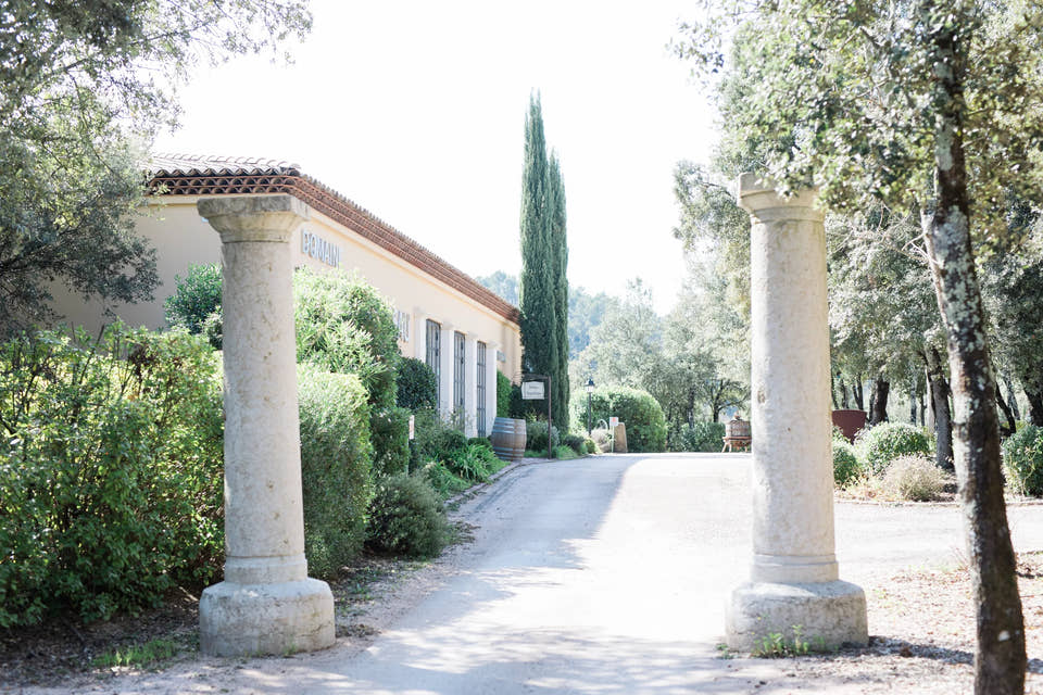The avenue of columns
