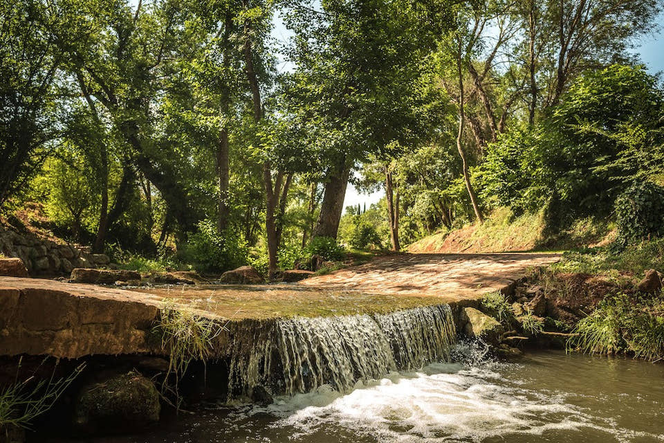 The river and its waterfall