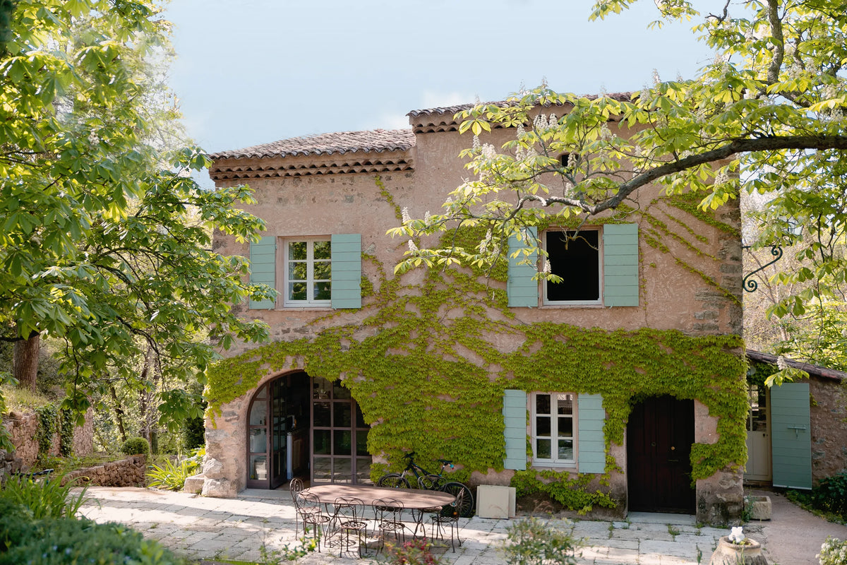 La bastide Terrubi et sa terrasse — Domaine Fontainebleau en Provence